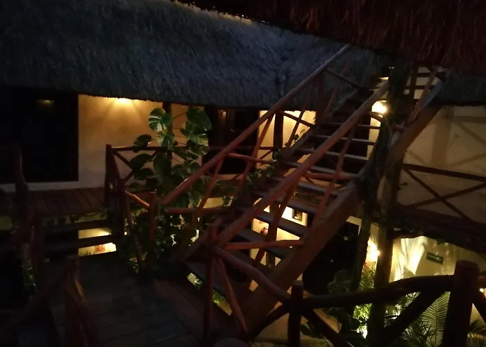 Kin Ha Hotel 3*