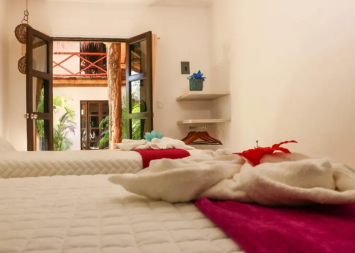 Kin Ha Hotel 3*